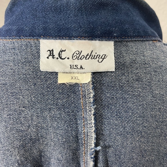 Gold Studded blue jean blazer with pockets - Picture 6 of 6